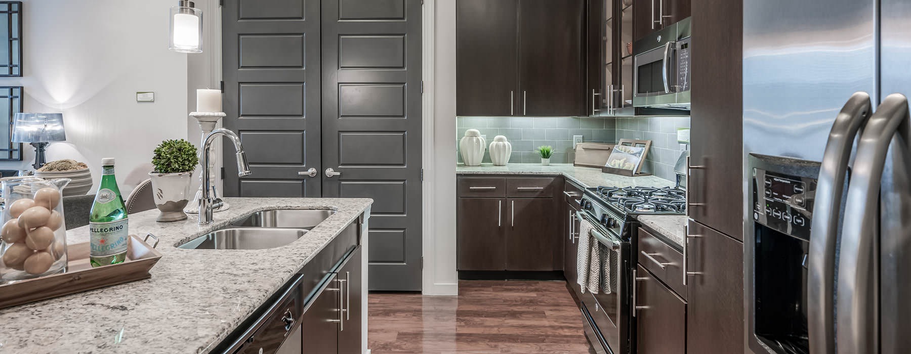 under cabinet lighting in large kitchen